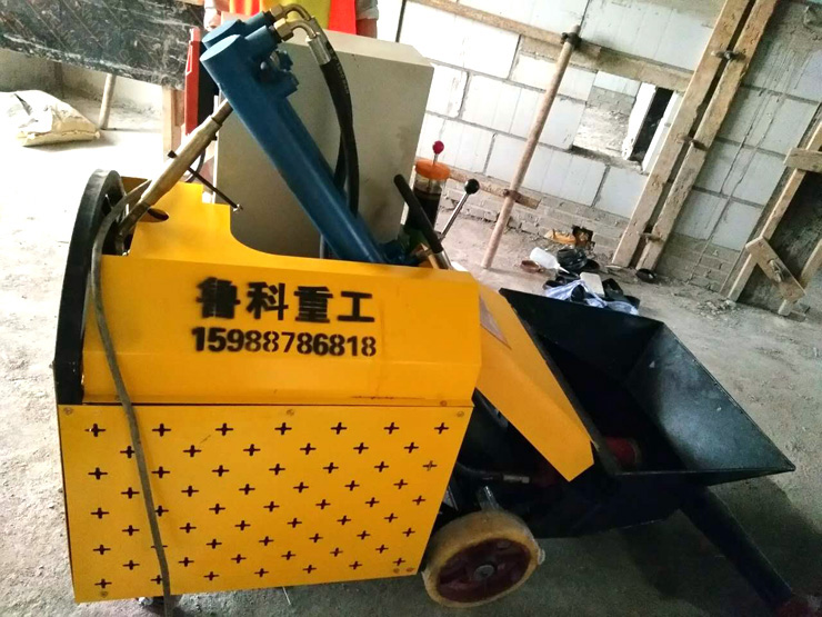 5月21日昆山二次構(gòu)造柱泵合作昆山電子藝術(shù)創(chuàng)意城項(xiàng)目